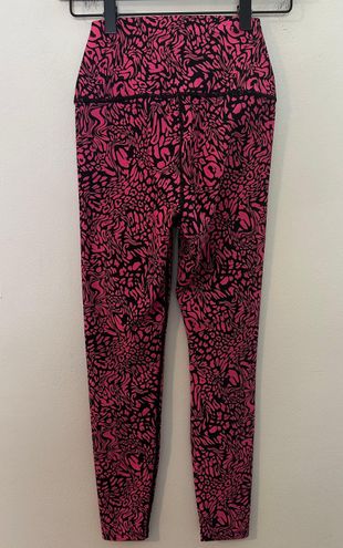 Swirly Leopard Printed 7/8 Legging - Electric Pink Swirly Leopard