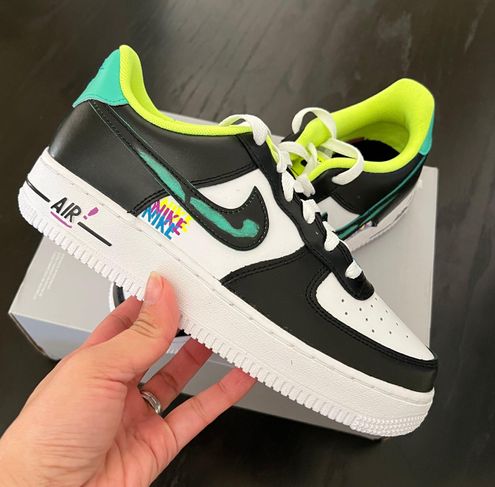 Nike Air Force 1 LV8 GS Sz 5.5 Y Womens Sz 7 Graffiti Black Green White  Sneaker