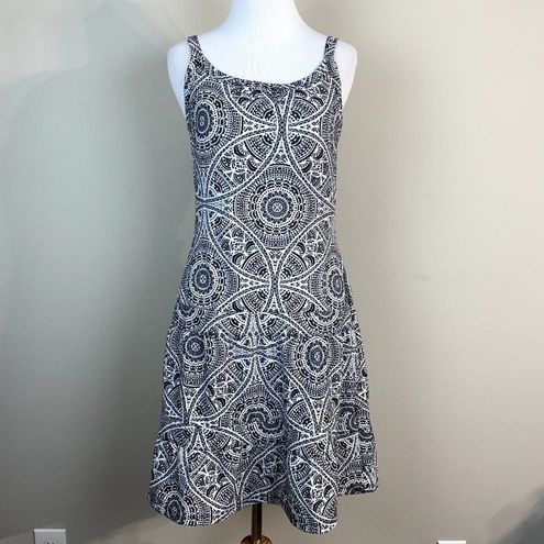 prAna Dress Small Black White Lexi Built in Bra Geometric Athletic A-Line  Casual - $35 - From Jamie