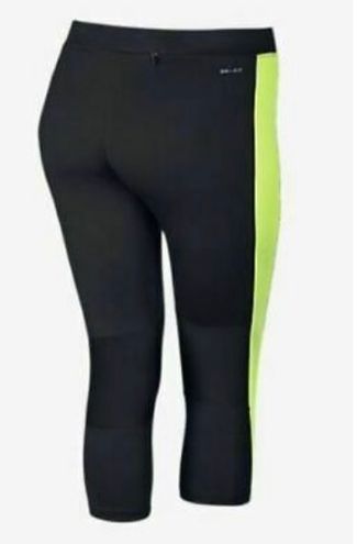 Nike DRI-FIT ESSENTIAL TIGHTS