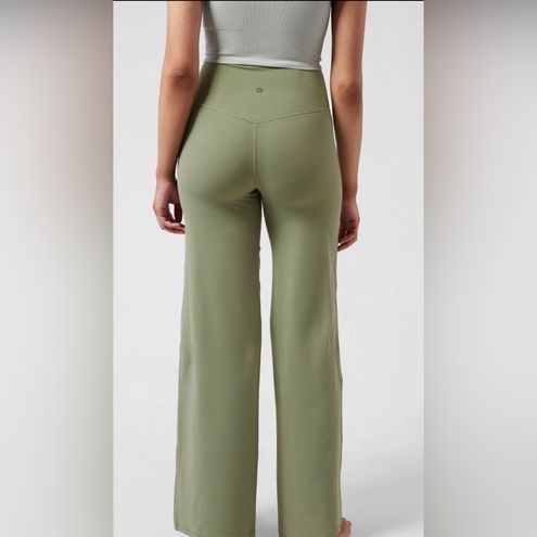 Athleta Elation Wide Leg Pant Size M Petite - $28 - From Xochitl