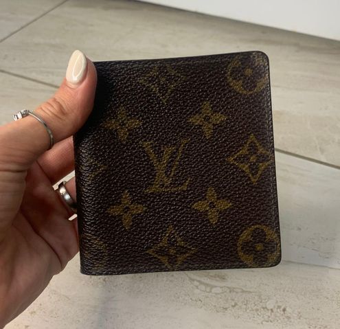 Leather wallet Louis Vuitton Brown in Leather - 34576401