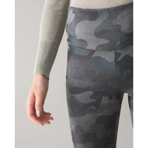 Camo-Print WHBM Runway Leggings