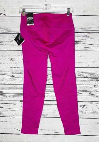 Victoria's Secret Sport NWT Size L Fuchsia Laser-Cut 7/8 Seamless