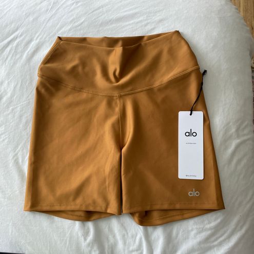 Alo Yoga NWT airlift energy short - Toffee Tan Size M - $40 (41% Off  Retail) New With Tags - From Sam