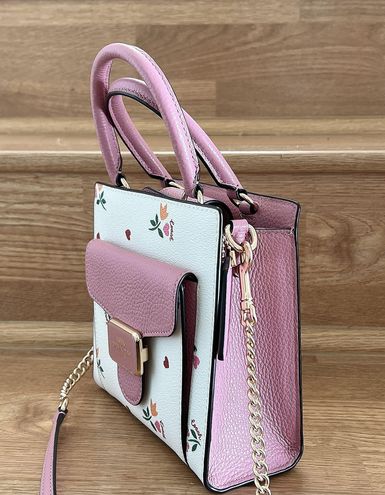 Coach 2022 Cruise Mini Pepper Crossbody With Heart Petal Print (C7599)