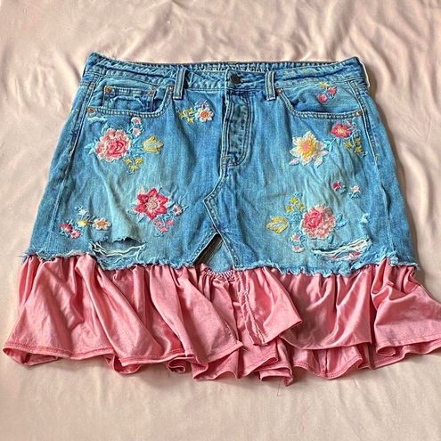 American Eagle Tiered Floral Denim Skirt Pink Size 8 - $45 - From