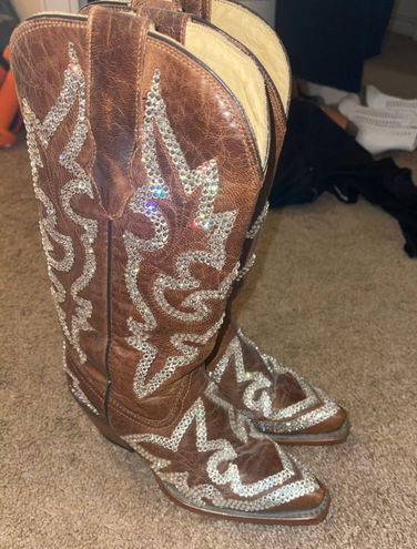 Corral boots deals with swarovski crystals