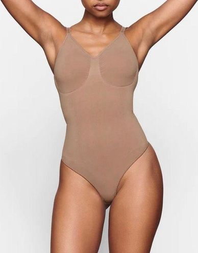 NWOT SKIMS Sculpting Bodysuit With Snaps Size L/XL