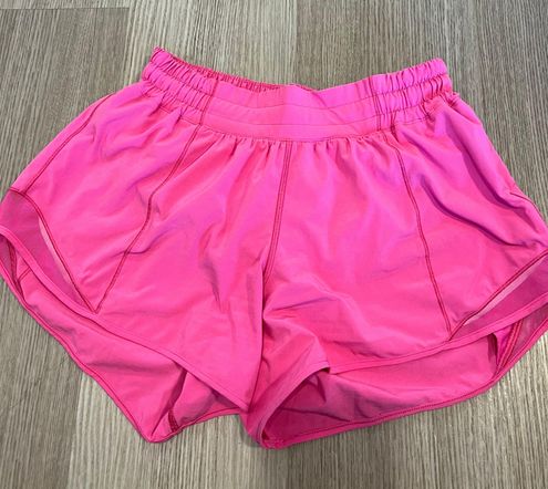 LULULEMON Sonic Pink New Hotty Hot Shorts Size 6 With 4” Inseam NWT