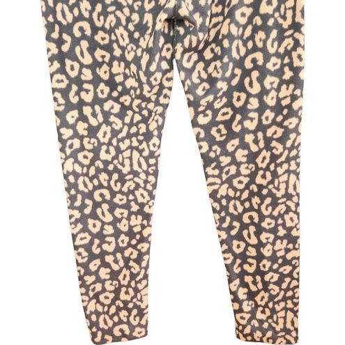 Cuddl Duds Fleecewear Stretch Leggings 2 Pack Charcoal Black Leopard X-Large  Size XL - $22 - From Victoria