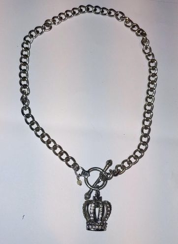 JUICY COUTURE Fashion Jewelry, Bow-Tie Necklace, Silver