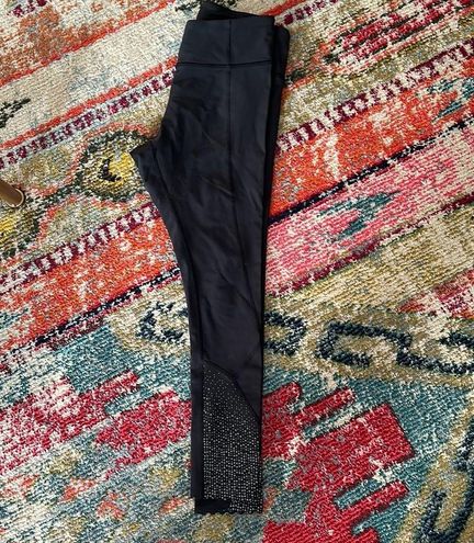 Lululemon Tight Stuff Tight •• Black & Reflective Size 6 - $108 - From  Morgan