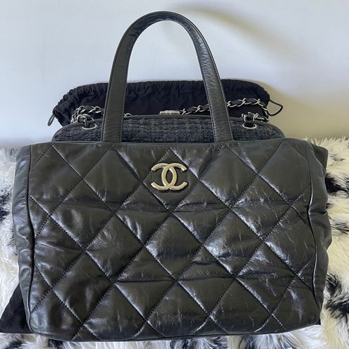 Chanel, Glazed Calfskin Portobello Tote in Black with gold hardware. -  Unique Designer Pieces