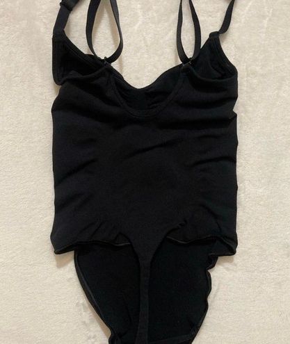 SKIMS NEW!! Sculpting Thong Bodysuit S Black - $47 (32% Off Retail) - From  Ali