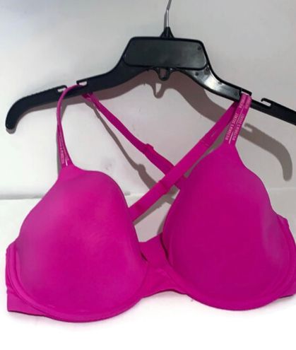 VICTORIAS SECRET PINK WEAR EVERYWHERE BRA LOGO fairlane T-SHIRT BRA NWT  34DD