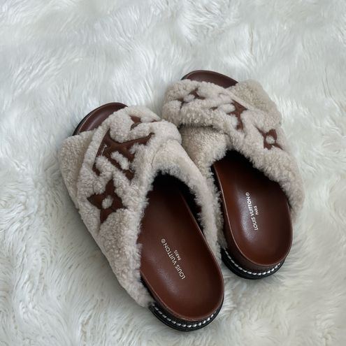 Louis Vuitton Shearling Paseo Flat Comfort Sandals Brown 2021