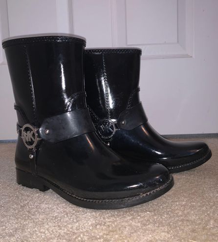 Michael Kors Women's Black Rain Boots Size 7 - $58 (60% Off Retail) - From K