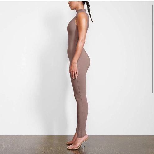 SKIMS All In One Mock Neck Sleeveless Onesie in Umber Size XL - $175 New  With Tags - From Bae