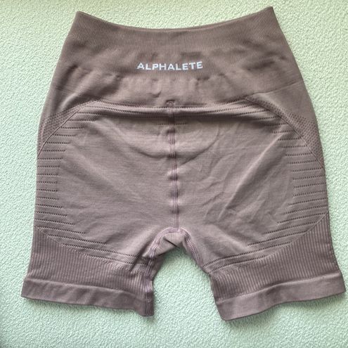 Alphalete Ozone Shorts 5.5, Size Small - Mauve