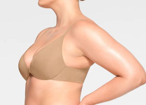 SKIMS Wireless Form Super Push Up Bra Size undefined - $60 New