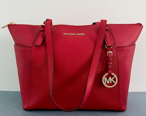 Buy the Michael Kors Jet Set Travel East/West Crossbody Bag Red Saffiano  Leather