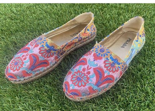 Prada Floral Jacquard Anemon Espadrilles - Size 8 / 38 (SHF-18660) – LuxeDH