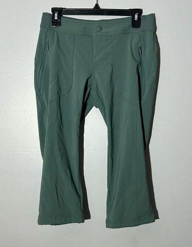 Columbia Green Bryce Cannon Capri Pants Hiking Pant Omnishade Outdoor  Activewear - $24 - From Jeannette