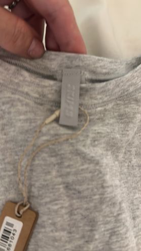 SKIMS Cotton Jersey Long Sleeve T-Shirt Heathered Grey NWT Kim Kardashian  Gray Size M - $80 New With Tags - From Love