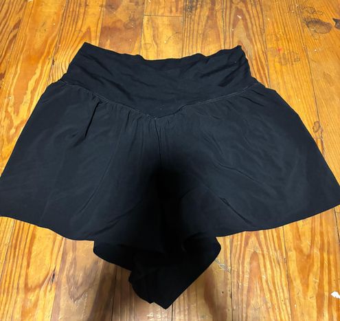 Cross Over Shorts - Black