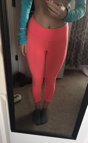 Lululemon Reversible Cropped Leggings Size 6 - $32 (67% Off