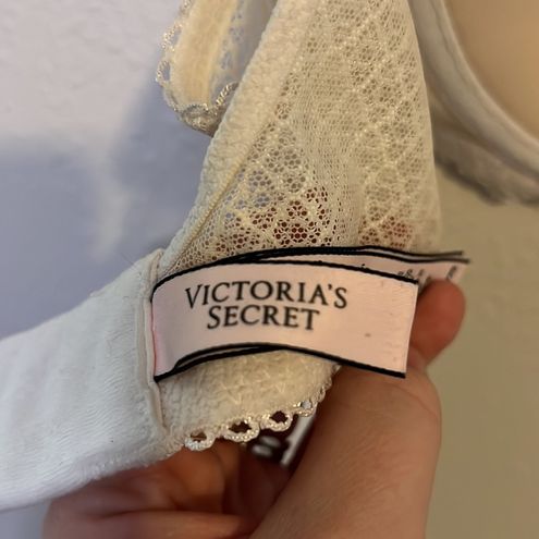 Victoria's Secret Dream Angels White Lace Semi Sheer Push Up Bra 34DD Size  undefined - $25 - From Jamie