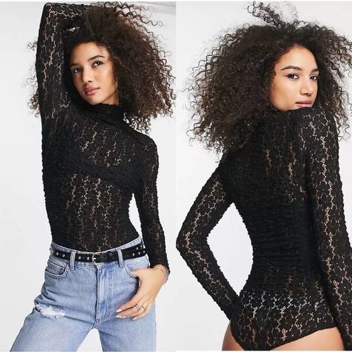 FREE PEOPLE: DAY & NIGHT LACE LONG SLEEVE BODYSUIT