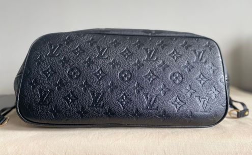 Louis Vuitton MM Neverfull Black - $3800 New With Tags - From Francesca