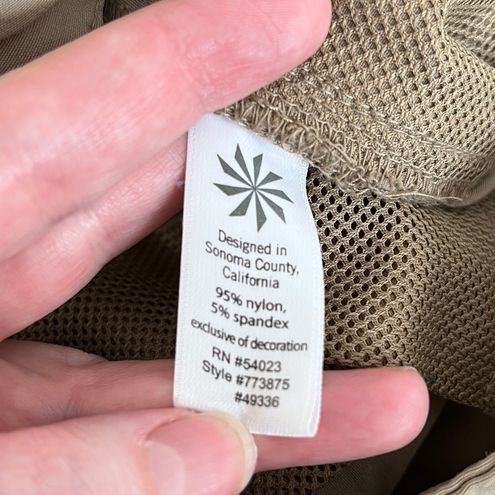 Athleta Dipper tan khaki Low Rise Cargo Utility hiking outdoors Pants size  10 - $28 - From tiffany