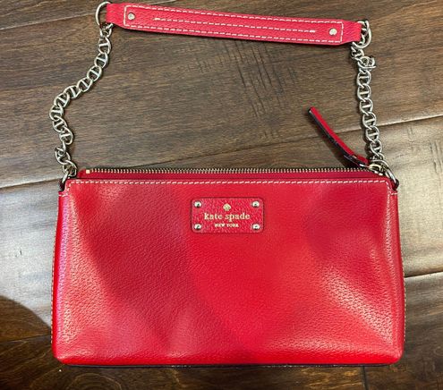 Kate Spade Bags and Wallets Are Up to 76% Off Right Now