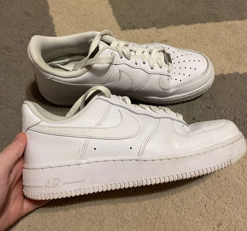 white air force 1s size 8