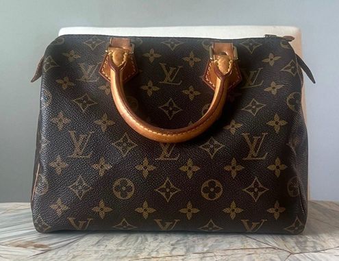 Authentic vintage Louis Vuitton Speedy 25 bag