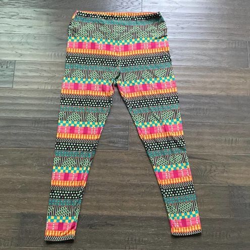 Lularoe leggings: tall & curvy. Geometric print.