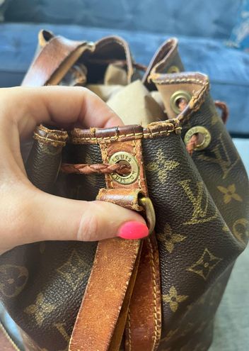 Louis Vuitton LV Purse Brown - $300 (70% Off Retail) - From Hannah