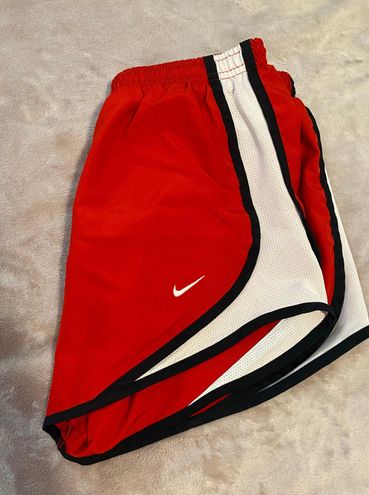 St. Louis Cardinals Red Dri-Fit Women's Temp Shorts by Nike