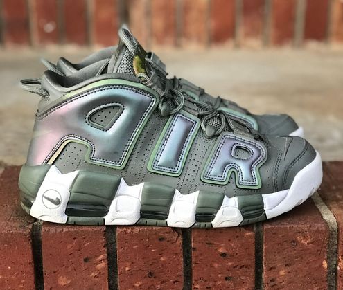 nike uptempo iridescent