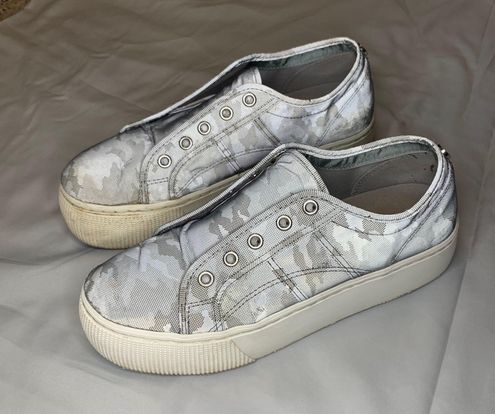 steve madden reflective shoes