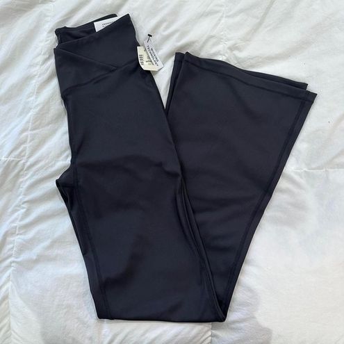 aeropostale crossover flare leggings!, brand new