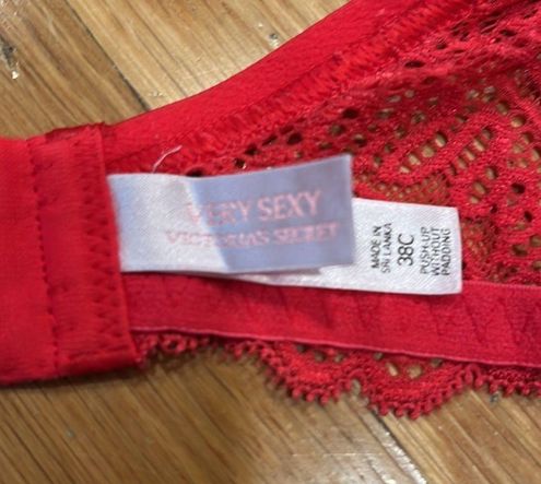 Victoria's Secret very sexy red push -up without padding bra size 38C. -  $25 - From Mike