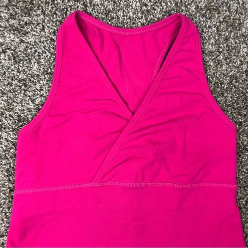 Lululemon Women's Deep V-Neck Criss Cross Wet Dry Warm Athletic