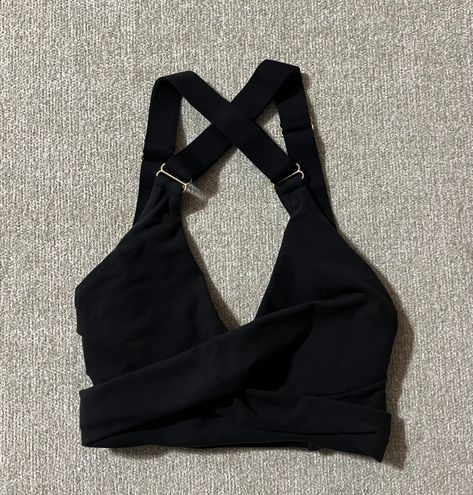 Detailed Reviews, Buffbunny Cady Wrap Sports Bra