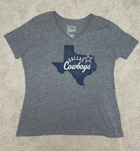 Cowboys Her Style, Tops