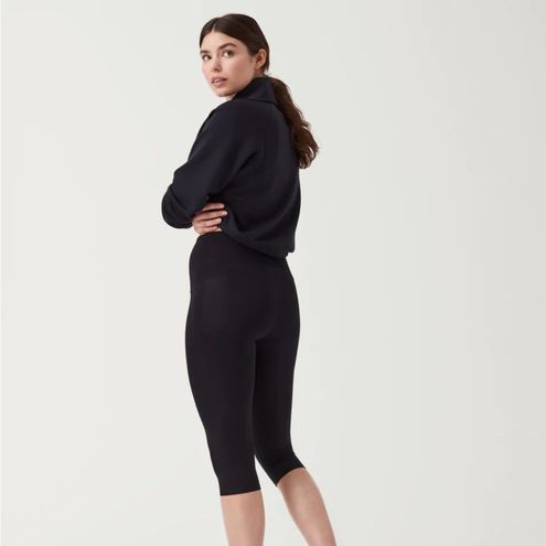 Spanx Booty Boost® Active Knee Leggings Size XS - $50 - From Renee