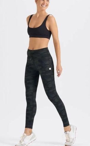 Vuori Clothing Vuori Women's Daily Legging BLACK CAMO